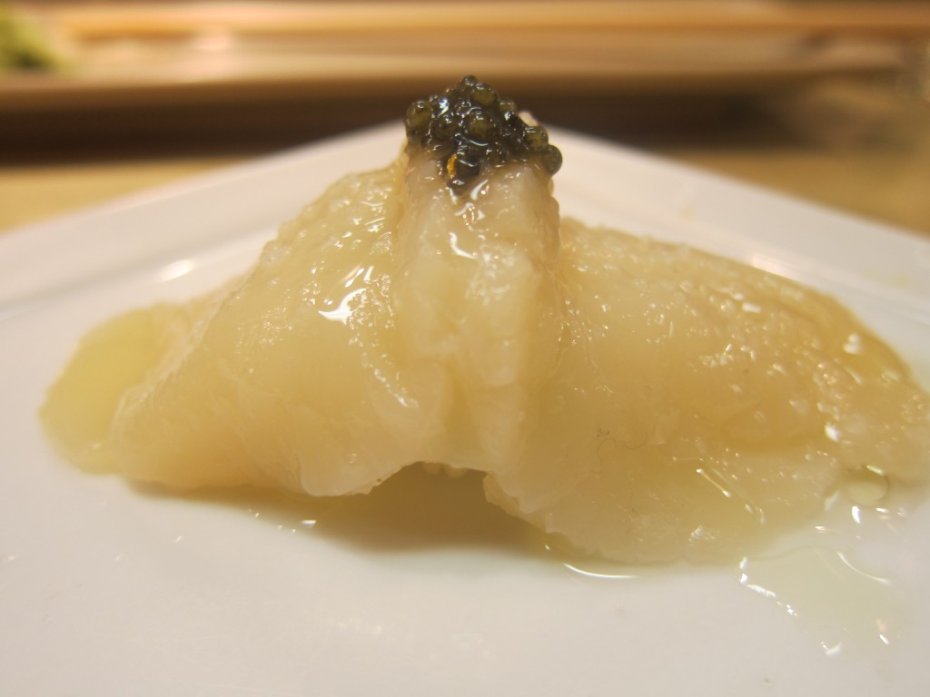 Live Scallop Sushi