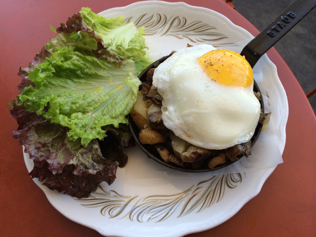 Sunchoke Hash with Cheddar, Potato, Scallion and Fried Egg