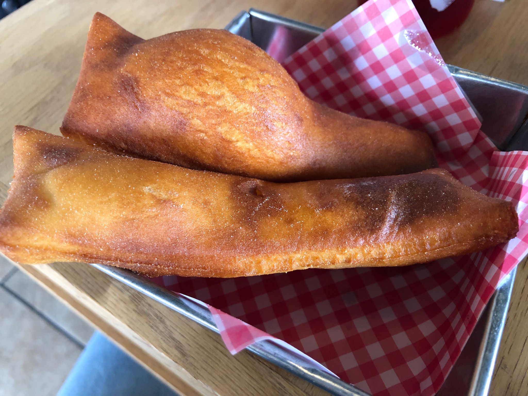 Puffs ‘n Stuff Consuming LA